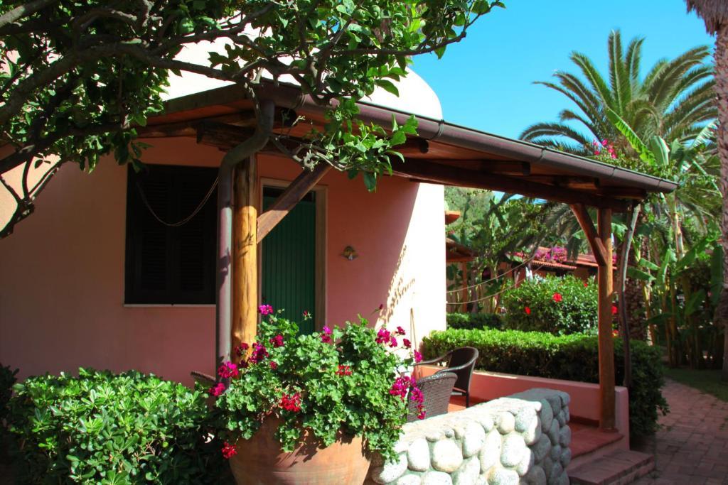 Hotel Villaggio Cala Di Volpe กาโปวาติกาโน ห้อง รูปภาพ