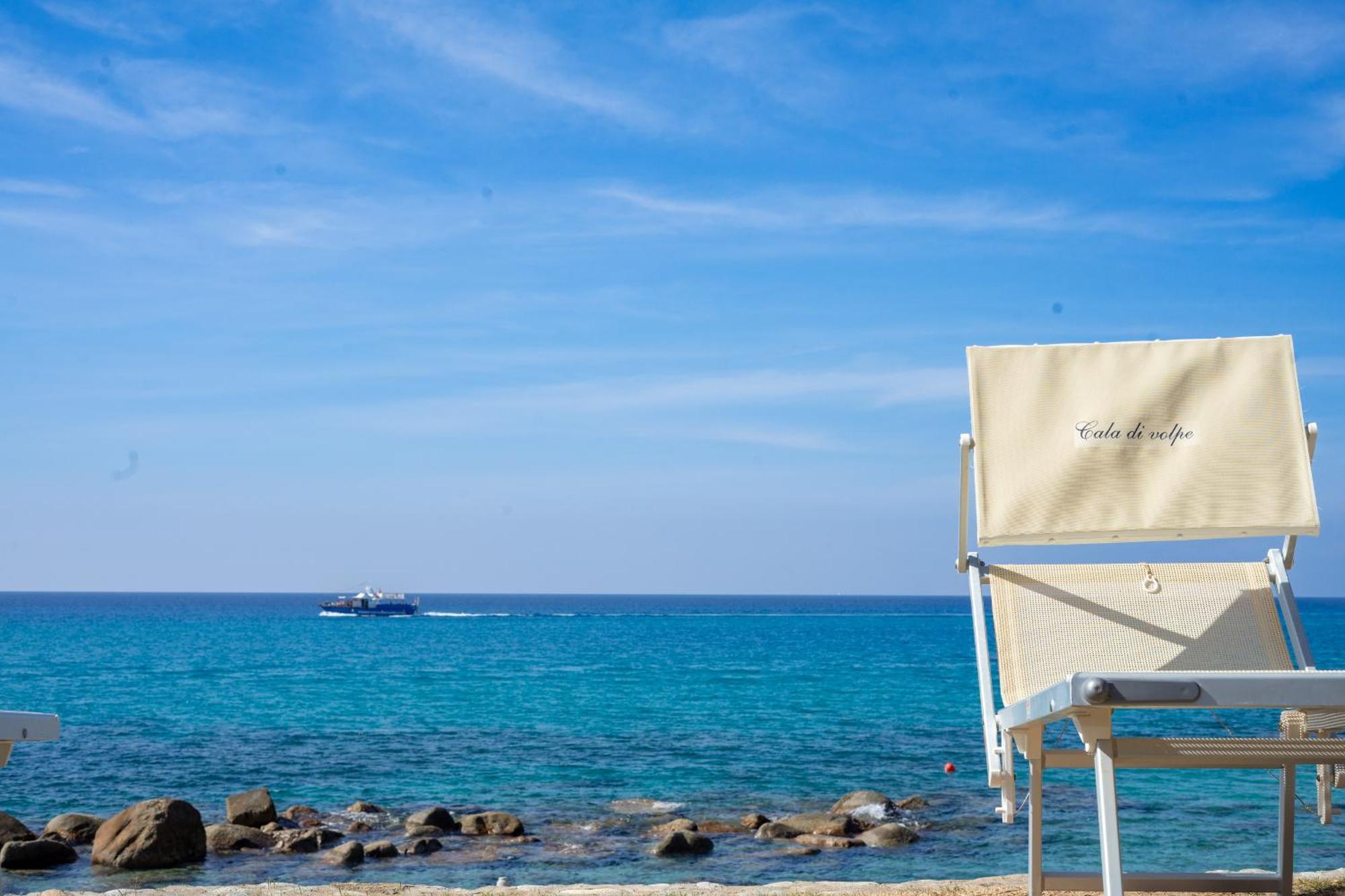 Hotel Villaggio Cala Di Volpe กาโปวาติกาโน ภายนอก รูปภาพ