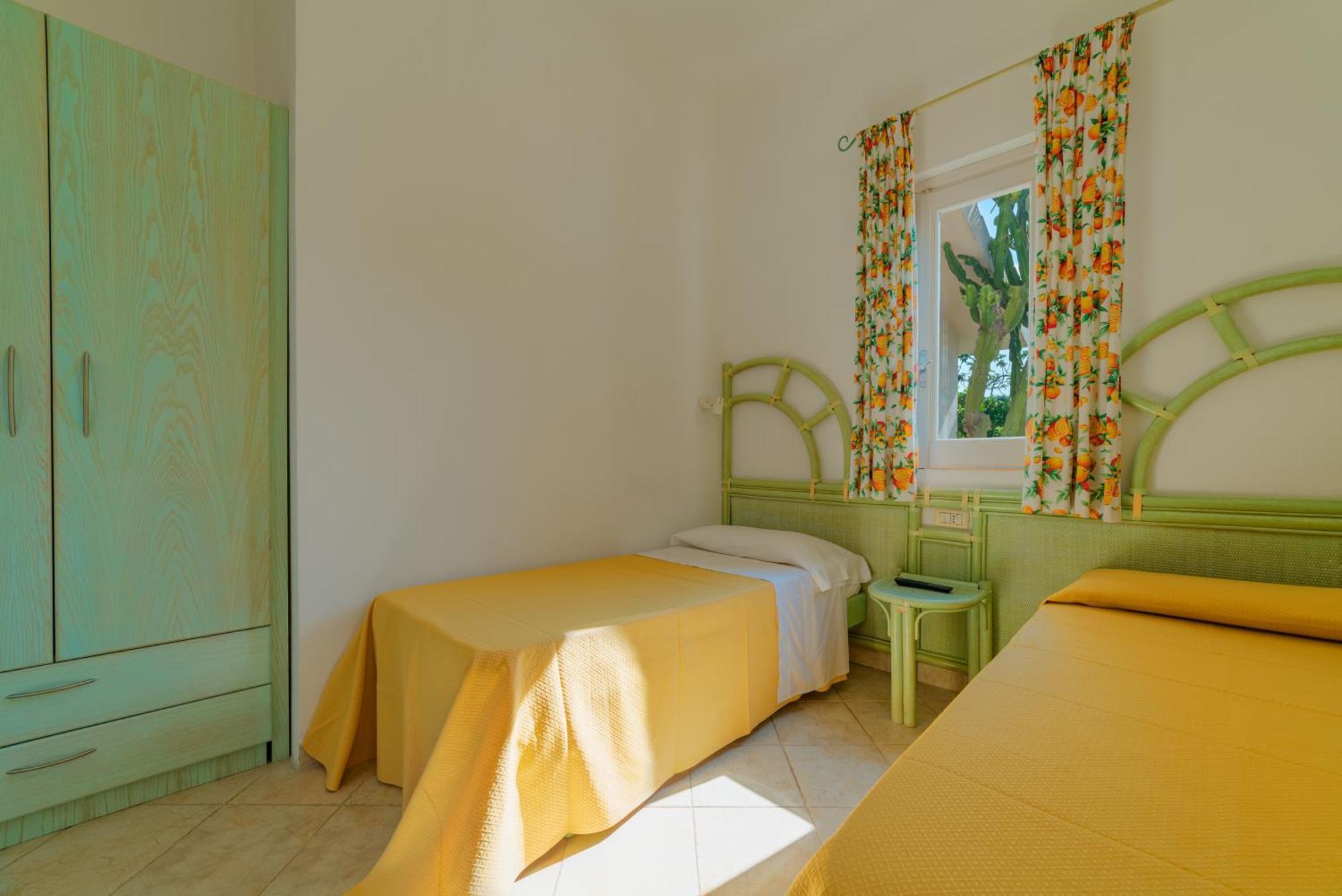 Hotel Villaggio Cala Di Volpe กาโปวาติกาโน ภายนอก รูปภาพ