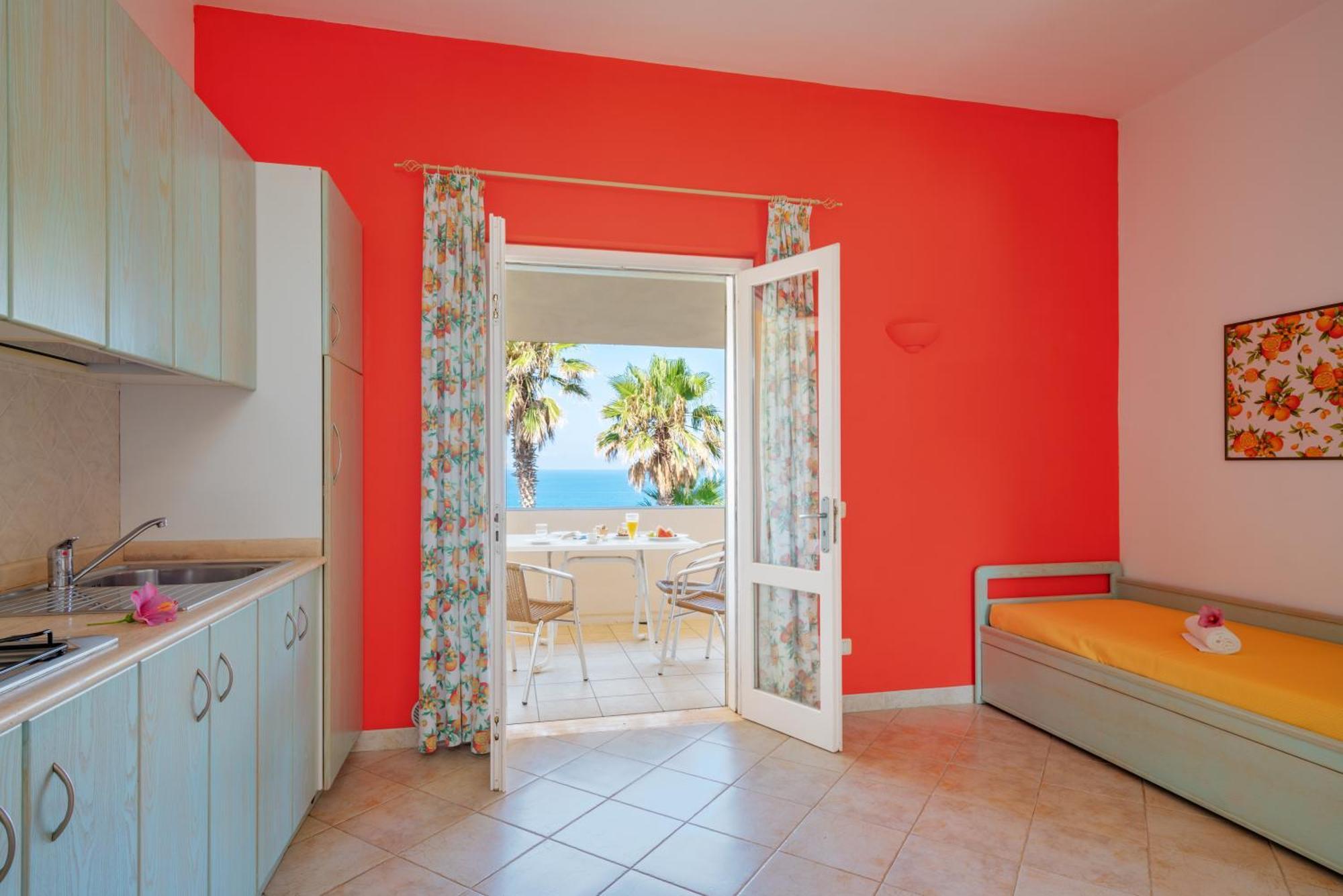 Hotel Villaggio Cala Di Volpe กาโปวาติกาโน ภายนอก รูปภาพ
